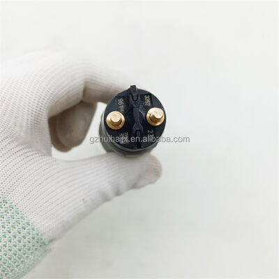 0445120231 5263262 Common Rail Fuel Injector for QSB4.5 QSB5.9 QSB6.7 Engine PC200-8 PC220-8 PC270 Excavator Diesel Engine Parts